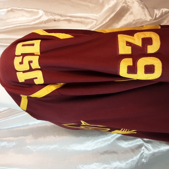 Jersey - Picture 2 of 6